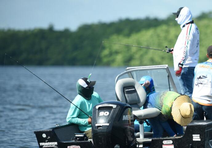 Indeporte, presente en el Torneo de Pesca de Robalo 2024 en Acapetahua