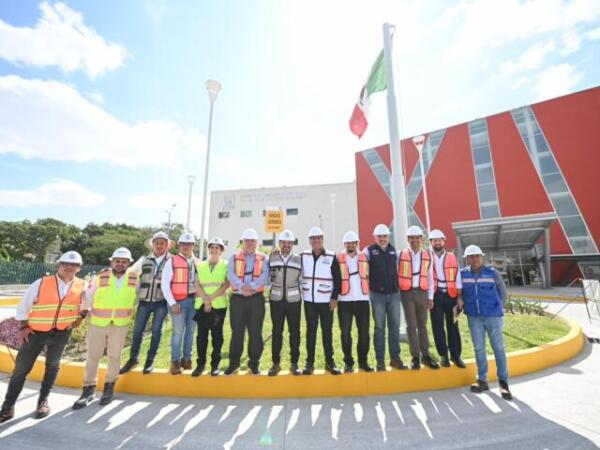 Supervisan Eduardo Ramírez y Zoé Robledo el HGZ No. 13 “XIV de Septiembre” en Tuxtla Gutiérrez