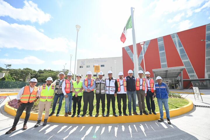 Supervisan Eduardo Ramírez y Zoé Robledo el HGZ No. 13 “XIV de Septiembre” en Tuxtla Gutiérrez