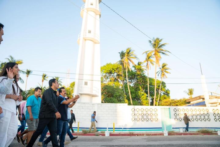 Se compromete Eduardo Ramírez a modernizar la imagen urbana de Puerto Arista