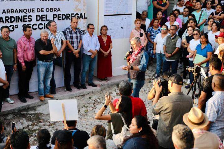 Una calle más; ahora en Jardines del Pedregal: Angel Torres