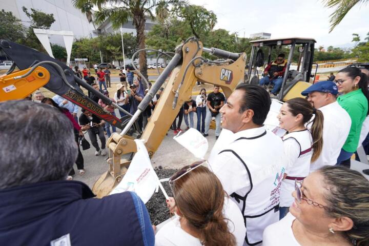 Eduardo Ramírez da inicio a la construcción de puente peatonal en la zona hospitalaria de Tuxtla Gutiérrez