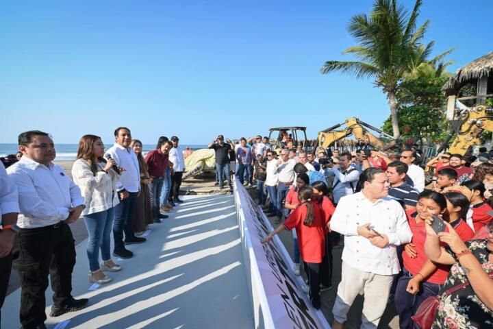 Eduardo Ramírez encabeza banderazo de inicio de la obra de mejoramiento de la imagen urbana y turística de Puerto Arista