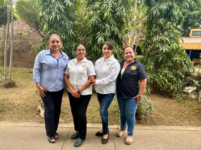 Realizan docentes y estudiantes de la UNACH UVD sobre manejo de las emociones y salud mental en primarias de Tapachula