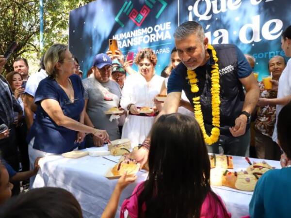 Con gran éxito se dio ¡Qué viva el día de Reyes" en Tuxtla