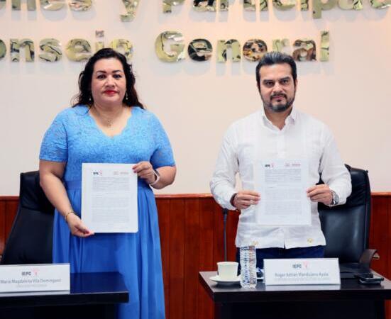 Firman IEPC y SEECH, convenio para realizar foros de consulta relativos al Programa de Alfabetización “Chiapas Puede”