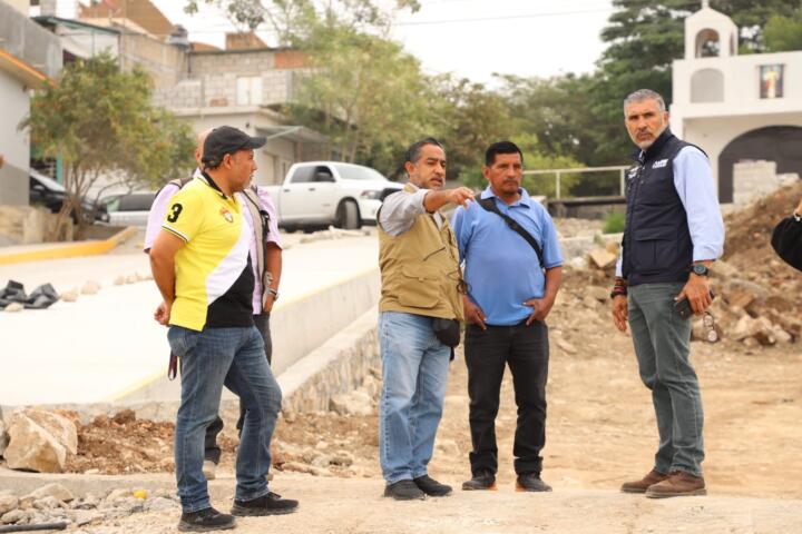 Avanza pavimentación del Boulevard de la colonia Gabriel Gutiérrez Zepeda: Angel Torres