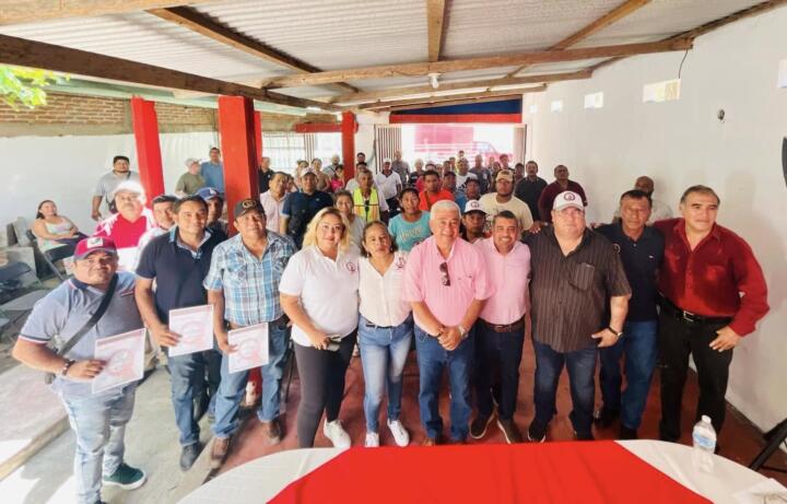 Javier Jiménez se reúne con la Confederación Libertad de Trabajadores de México en Mazatán