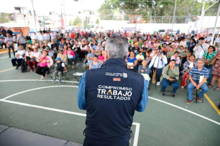 Encabeza Angel Torres seguimiento al proyecto “Láminas para una Mejor Vivienda” en Patria Nueva
