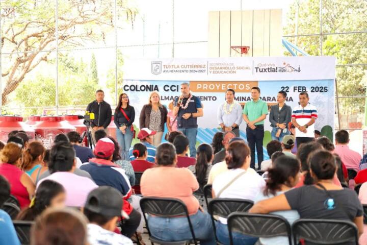 Continuamos con proyectos "Almacenamiento Seguro" y "Láminas para una Mejor Vivienda", en Tuxtla: Angel Torres