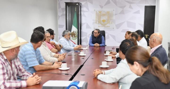 Buscan crear un semillero de emprendedores y futuros empresarios en la UNACH