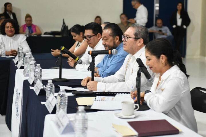 Firman Administración Central de la UNACH y el STAUNACH el Contrato Colectivo de Trabajo 2025