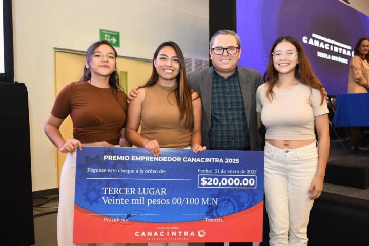 Unen UNACH y CANACINTRA esfuerzos en favor del emprendimiento de los jóvenes