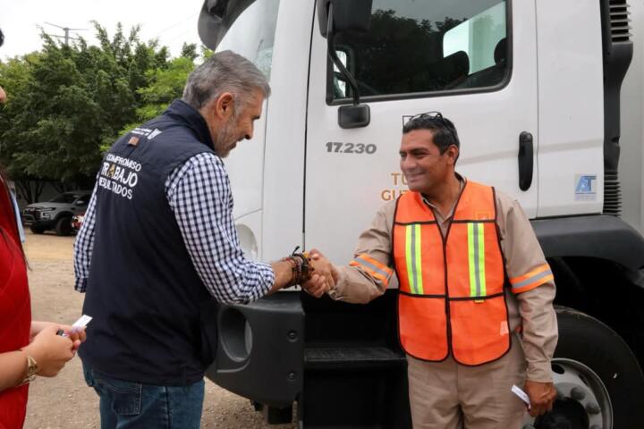 Con más camiones fortalece Ayuntamiento de Tuxtla recolección de basura