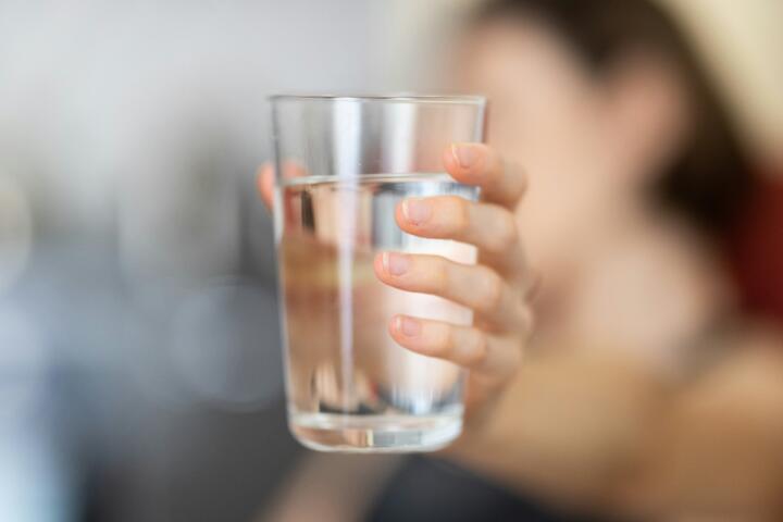 Si notas estos síntomas, tu cuerpo te está pidiendo agua