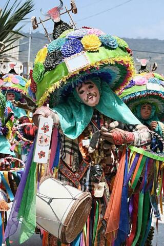 Javier Jiménez celebra el Carnaval Zoque Coiteco 2025 junto al gobernador Eduardo Ramírez