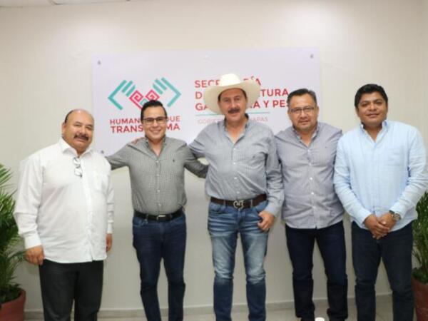 SAGyP y municipios consolidan coordinación para fortalecer el campo y la ganadería