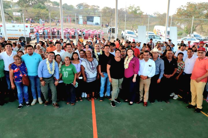 Familias de Piedra Santa es una de nuestras prioridades: Angel Torres