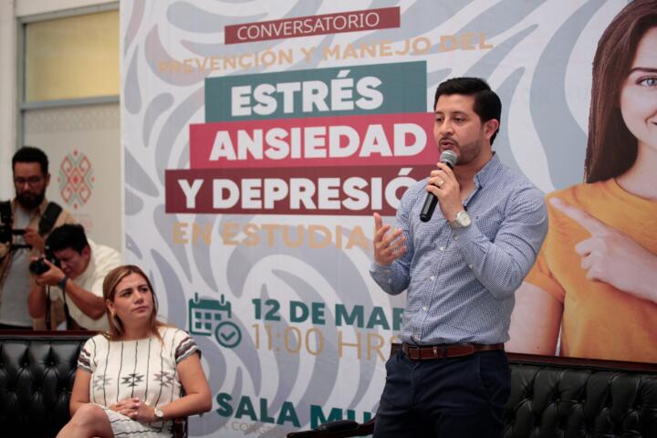 Congreso realiza conversatorio: “Prevención y manejo del estrés, ansiedad y depresión en estudiantes”