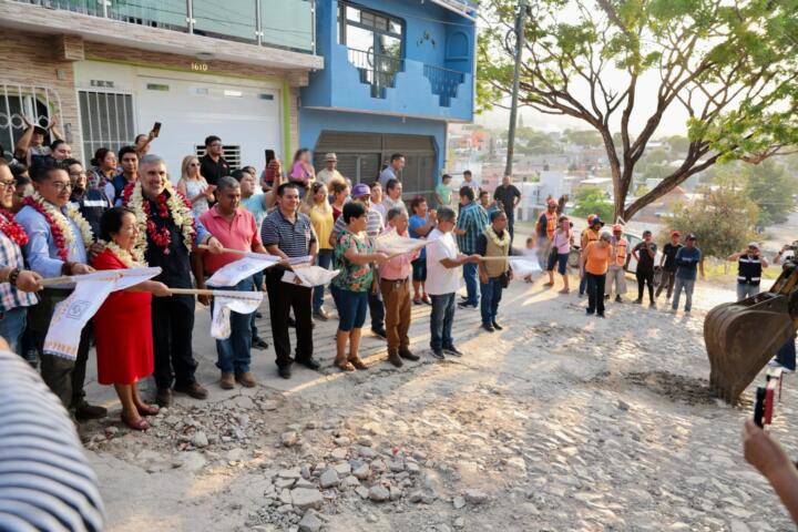 Una pavimentación más del proyecto “Calles Felices”, en Tuxtla