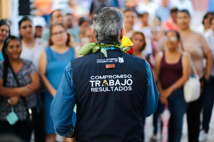 San Pedro Progresivo se está transformando con la pavimentación de calles: Angel Torres