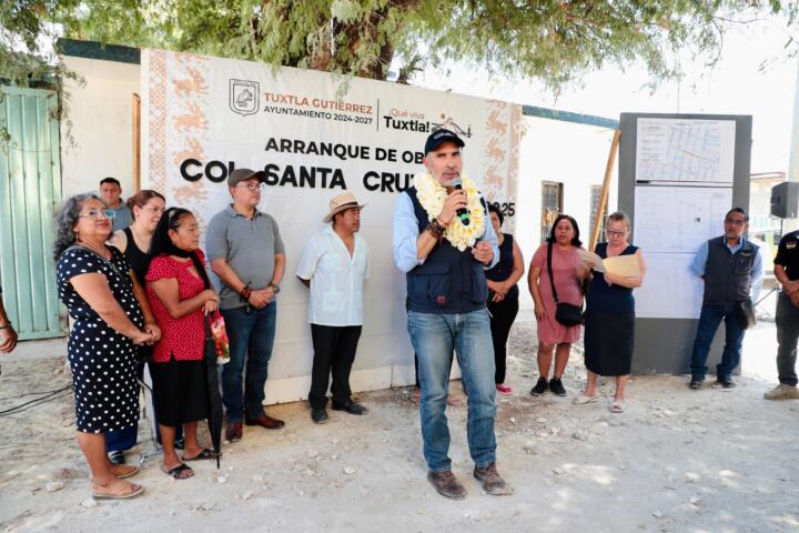 Después de 30 años llega la justicia social a la colonia Santa Cruz: Angel Torres