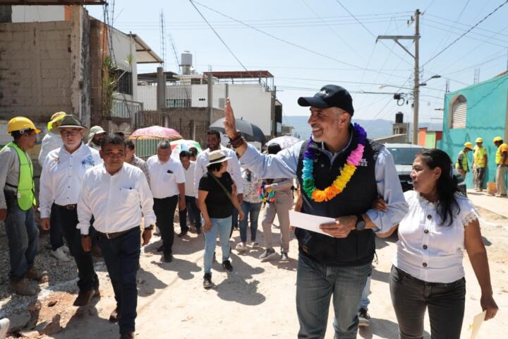 La justicia social llega a Loma Bonita con Calles Felices: Angel Torres