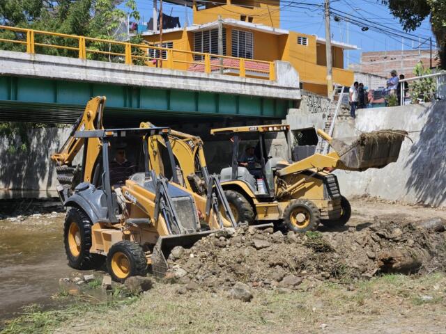 Concluye Protección Civil Municipal primera etapa de desazolve del Río Sabinal, en Tuxtla