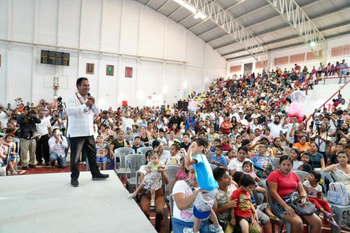 Desde Palenque, Eduardo Ramírez reafirma compromiso con la niñez