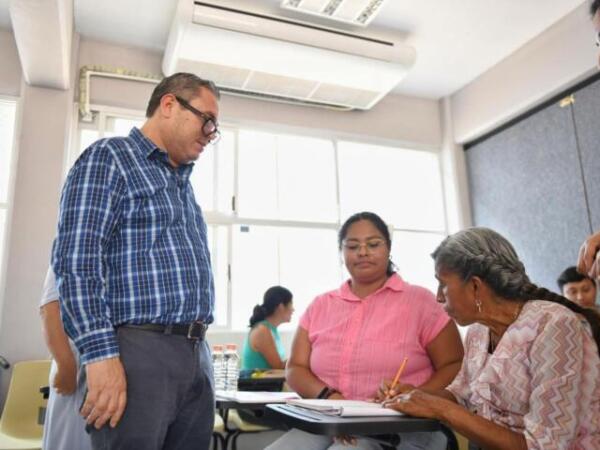 Se realizan en la UNACH los círculos de estudio del Programa Chiapas Puede