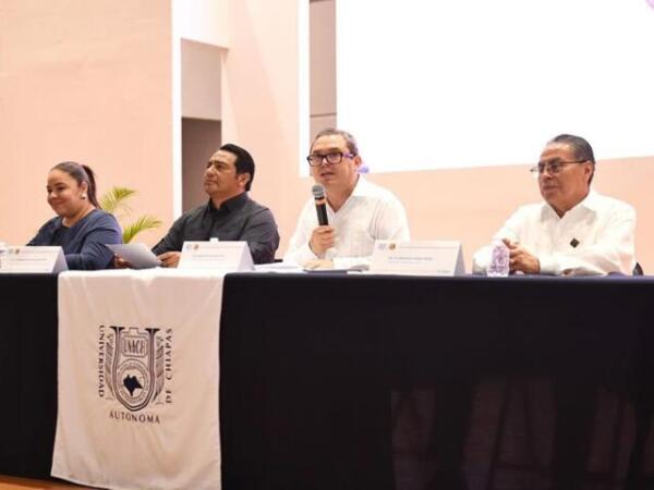 Toman protesta al Comité Científico y Académico del Programa Universitario de Inteligencia Artificial de la UNACH