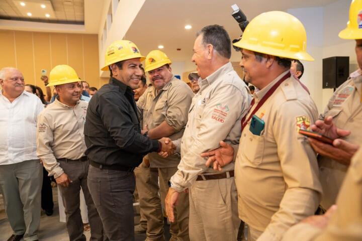 Eduardo Ramírez reconoce compromiso y entrega de trabajadores de salud a favor del pueblo de Chiapas