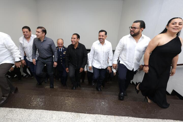 Atestigua gobernador Eduardo Ramírez homenaje póstumo al maestro José Artemio López Aguilar