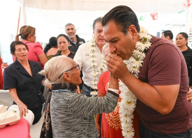 Eduardo Ramírez celebra con las madres de Tuxtla y reafirma su compromiso con el bienestar de las mujeres