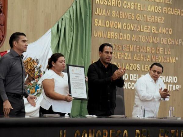 Javier Jiménez asiste a homenaje póstumo en honor al Maestro José Artemio López Aguilar