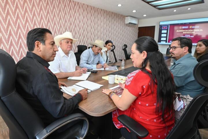 Eduardo Ramírez y María Luisa Albores fortalecen coordinación para garantizar un precio justo al maíz