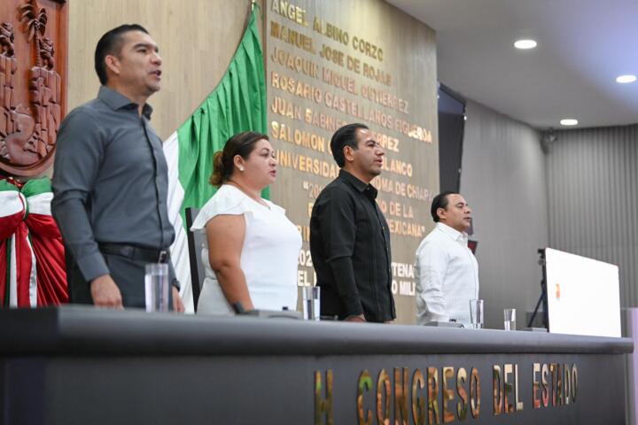 Atestigua gobernador Eduardo Ramírez homenaje póstumo al maestro José Artemio López Aguilar