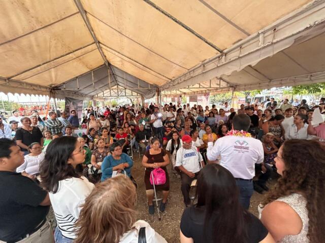 Jornada del Humanismo acerca esperanza y oportunidades a familias de Vida Mejor: Paco Chacón