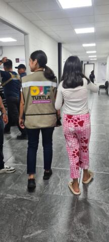 Salvaguarda DIF Tuxtla integridad de una menor tras reporte de presunto maltrato, en Real del Bosque