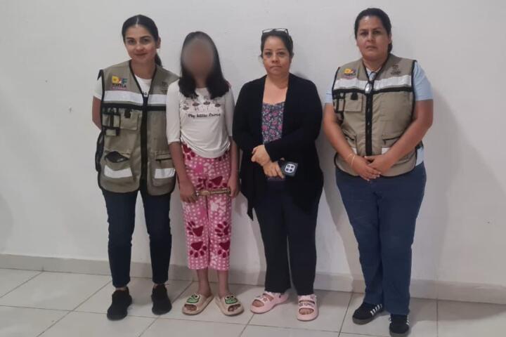 Salvaguarda DIF Tuxtla integridad de una menor tras reporte de presunto maltrato, en Real del Bosque