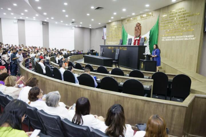 Urgen reformas para que el IEPC sancione a personas servidoras públicas que violentan políticamente a las mujeres: María Magdalena Vila Domínguez