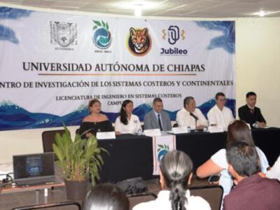Estudiantes del CISCyC-UNACH presentan proyectos de investigación
