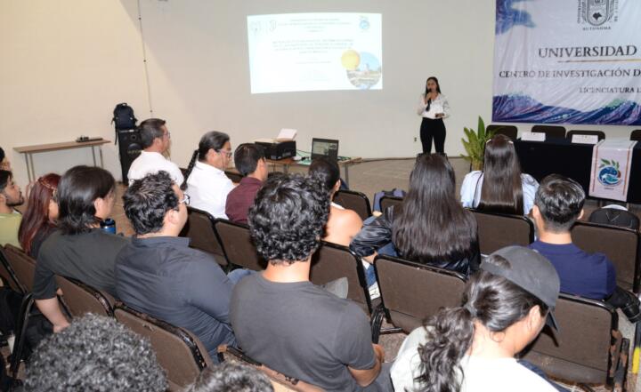 Estudiantes del CISCyC-UNACH presentan proyectos de investigación