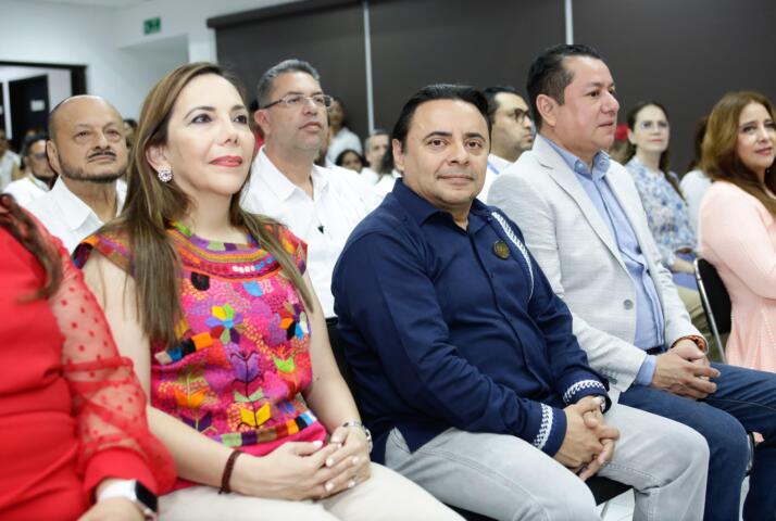 Participa Juan Carlos Moreno en la Ceremonia Conmemorativa del XXXI Aniversario de la Fundación del Tribunal Electoral del Estado