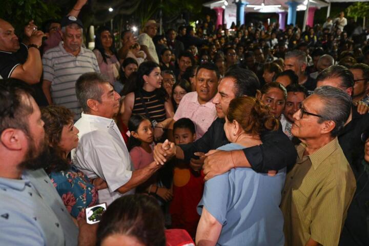 ¡Que viva el mariachi!: Eduardo Ramírez visita el Parque de Santa Cecilia