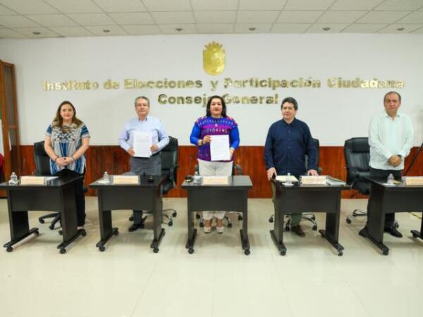 Firman convenio de colaboración el IEPC y el Archivo General del Estado