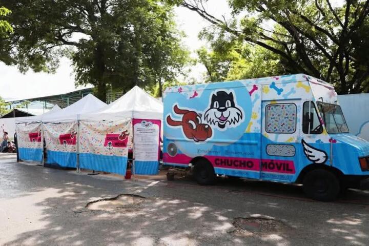 Chucho Móvil lleva servicios gratuitos a San José Terán
