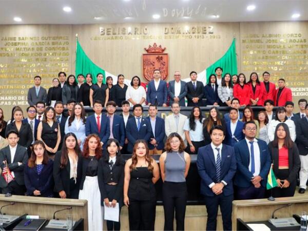 Congreso de Chiapas se convierte en escenario de la ONU, gracias a estudiantes de la UNICACH