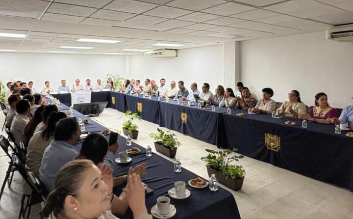 UNICACH fortalece su compromiso con la calidad educativa a través de la evaluación institucional