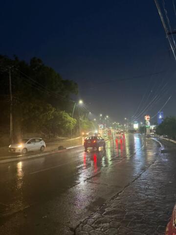 Angel Torres encabeza brigadas de atención en zonas afectadas en Tuxtla